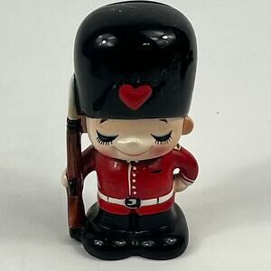 Vintage Queens Guard Piggy Bank British Soldier London England Ceramic Red Heart